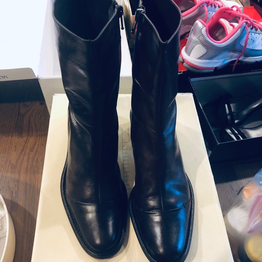 Banana Republic brown leather boots